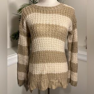 ‼️BOGO SALE‼️🌹Rue21 Striped Crew Neck Sweater Sz S
